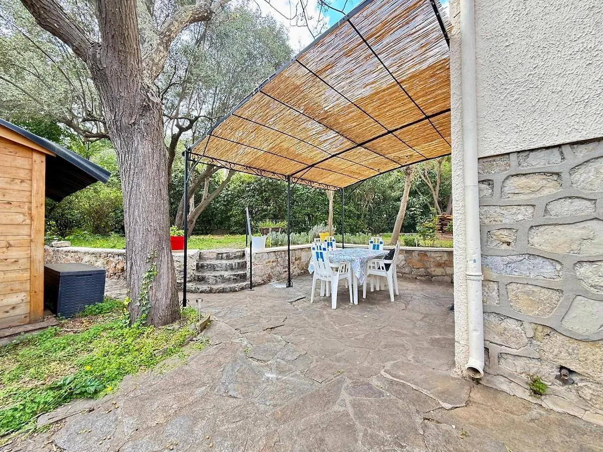 Appartement Jardin & Terrasse Ombragee - T2 Cozy Et Paisible à La Garde  La Garde (Var)